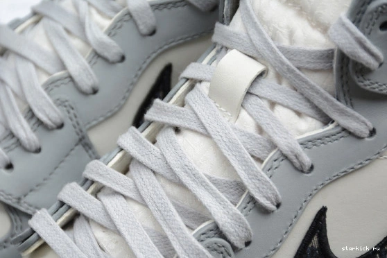 X ) BOX JORDAN HIGH DIOR 1 CN8607-002 CN8607-002 AIR SHOE OG (DIOR 0330